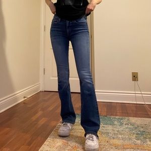 The jane mid rise boot jeans